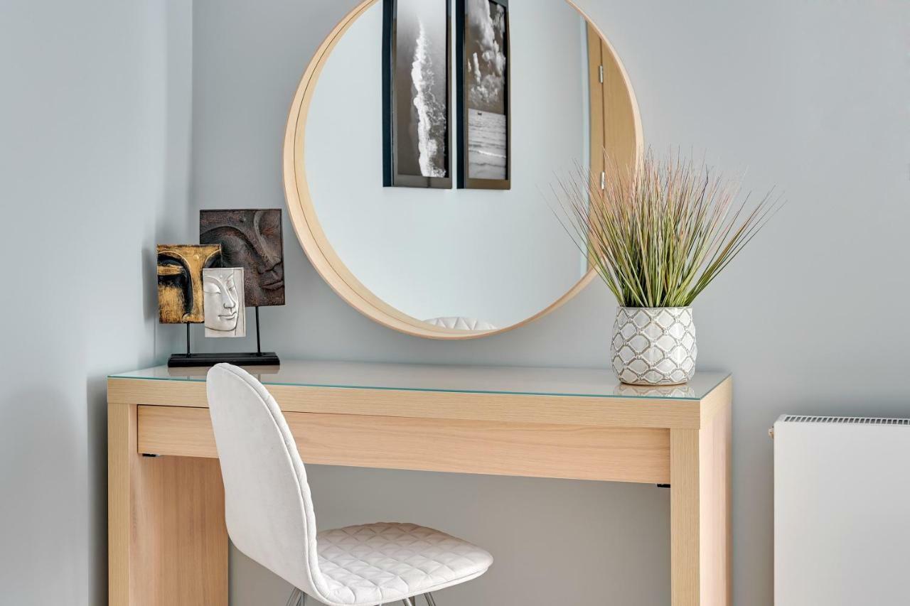 Tomorrow Land : Nadmorze Premium Apartament